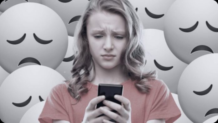 88 днів на рік у телефонах: як смартфони “крадуть” наше життя
