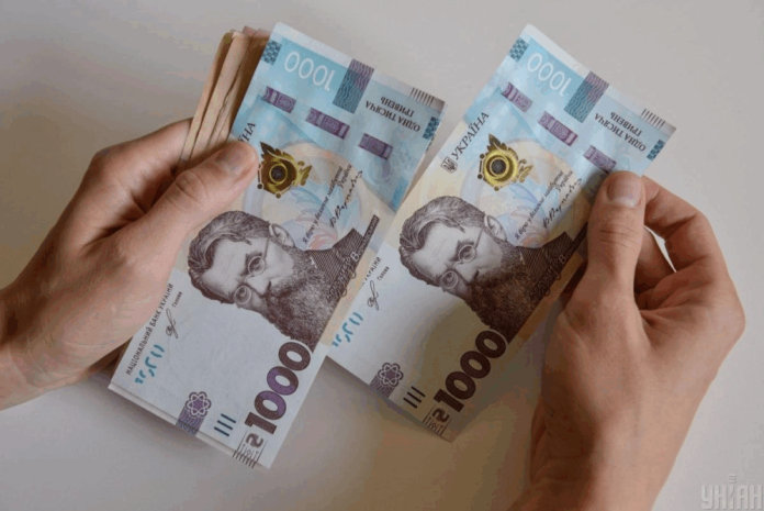 У яких сферах в Україні зараз найвищі зарплати
