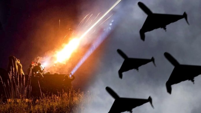 Харків атакували 20 дронами: вогонь охопив ринок «Барабашово» та житлові квартали