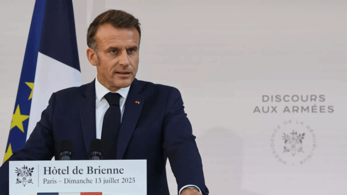 Уряд Макрона не підтримав ідею постачання американської зброї Україні