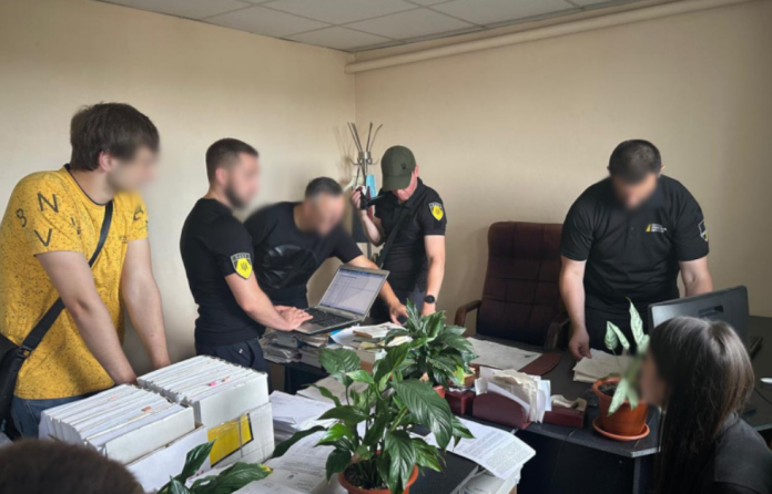 3 тисячі доларів за виправдання: суддю з Дніпропетровщини викрили на хабарі