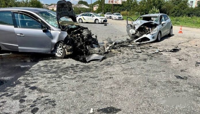 ДТП у Рівненській області: лобове зіткнення забрало життя малюка