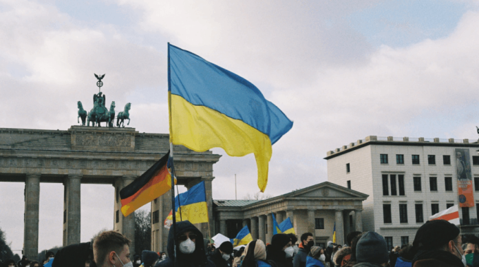 Прем’єр Баварії закликав повернути українців з Німеччини додому