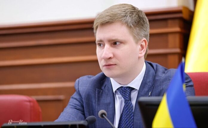Кримінальна справа проти Володимира Бондаренка: Звинувачення в сприянні ухиленню від служби в армії