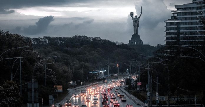 Масштабний удар Росії по Україні: нові жертви та руйнування
