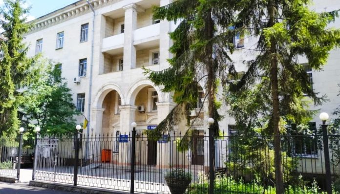 Скандал навколо високопосадовця поліції Києва: зв’язки, зловживання та публічні підозри Скандал навколо високопосадовця поліції Києва: зв’язки, зловживання та публічні підозри