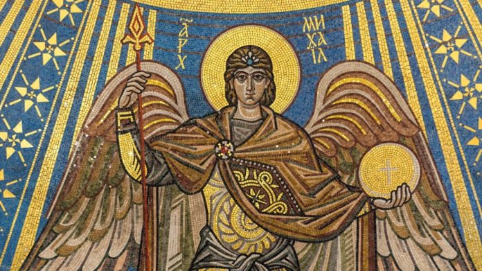 Собор Архістратига Михаїла та всіх небесних сил безтілесних: день небесного заступництва та духовної мужності