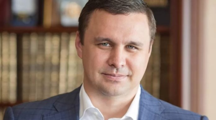 Масштабна схема відчуження майна: депутати та посадовці потрапили в центр розслідування