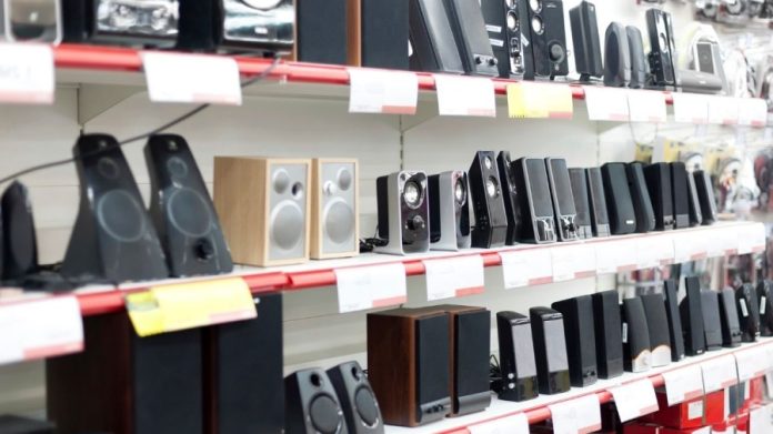 Тіньові механізми електронного ринку: як працює масштабна схема імпорту техніки в Україні