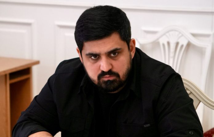 Скандал з вивезенням ухилянтів: Ткаченко підписував абсолютно всі заявки від Петра Чорного