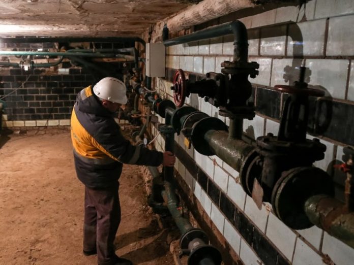 Відповідальність за ремонт трубопроводів та внутрішніх пошкоджень у будинку