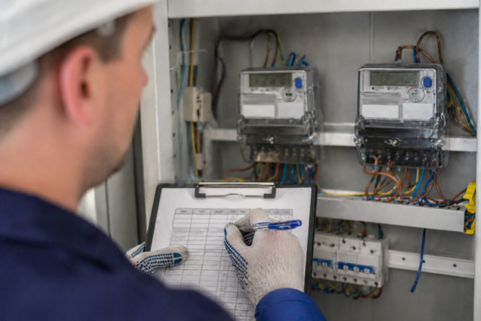 Нова ера обліку електроенергії в Україні: хто підпадає під зміни з травня