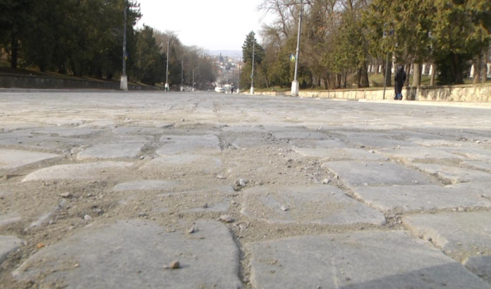 Схема розкрадання бюджетних коштів на ремонтах в Кам’янці-Подільському