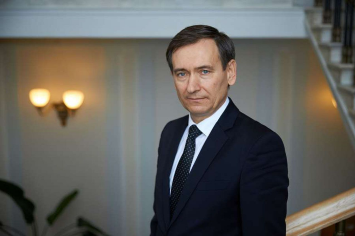 Скандал навколо нардепа Веніславського: підтримка мобілізації на фоні сімейних привілеїв