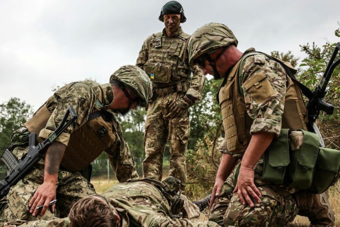 Велика Британія готується до можливого конфлікту з Росією: військові навчання на випадок вторгнення