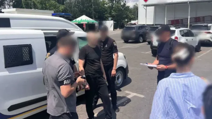 Начальника складу прикордонників на Одещині викрили в продажу військових дронів
