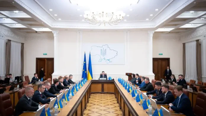 Нова редакція Митного кодексу: уряд знову звернувся до Ради